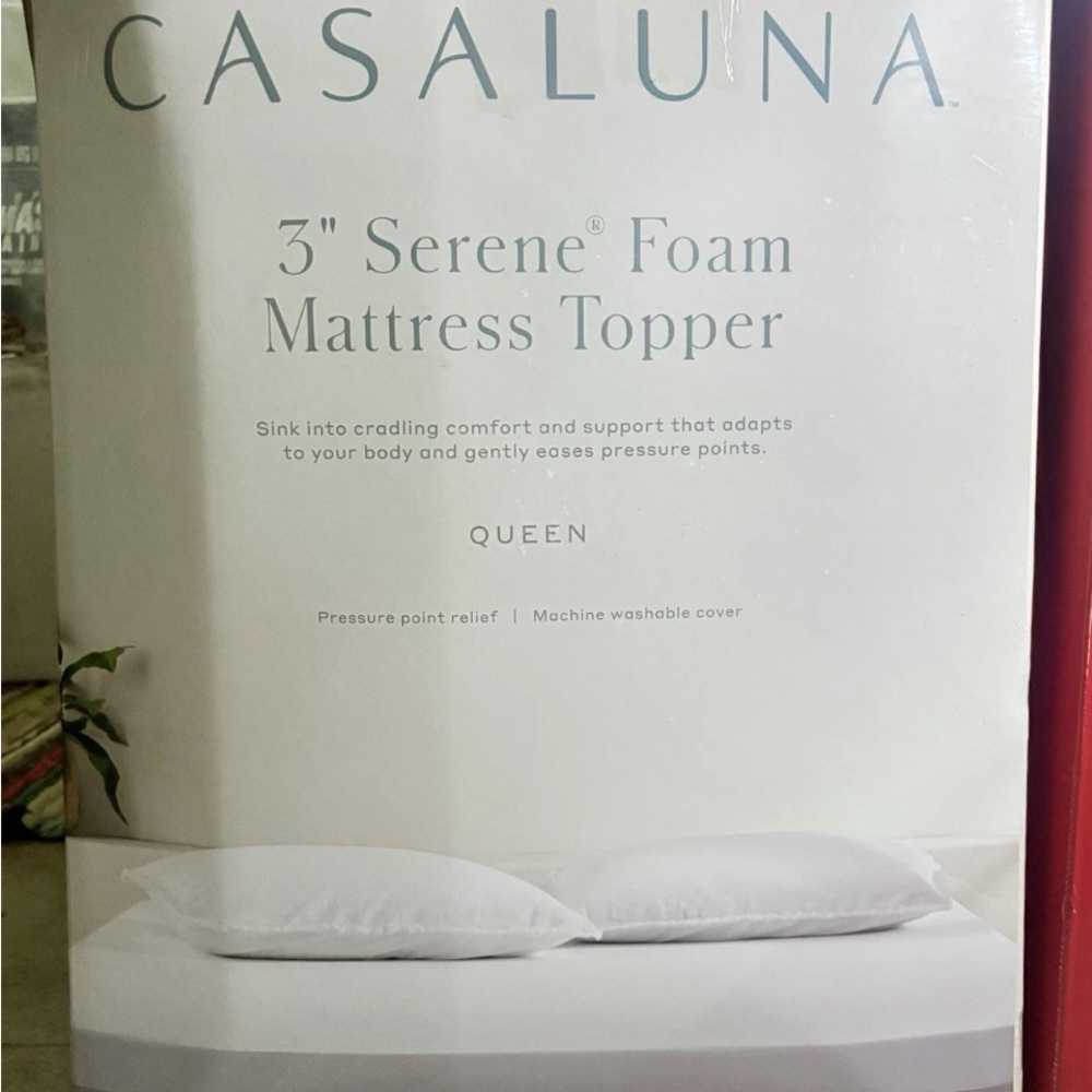 NEW Casaluna 3" Serene Foam Machine Washable Mattress Topper - Queen